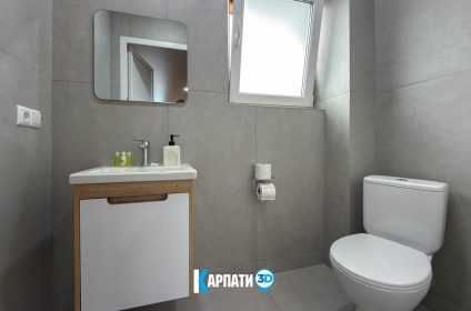 Brookside, Котедж, санвузол перший поверх