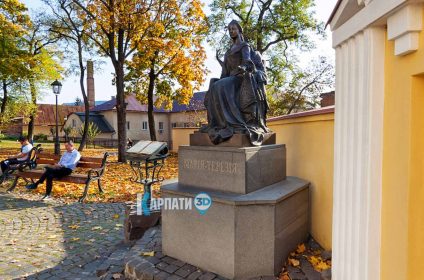 Домінія Панових