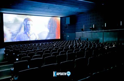 Кінокомплекс Доміон CINEPLEX