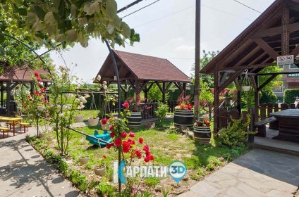 тераса ресторану Гелікон