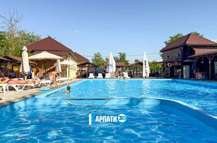 Басейн з прісною водою База Асторія