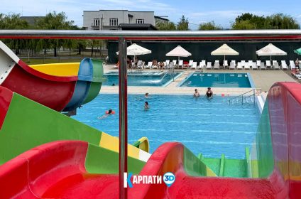 Вишково Аквапарк готель з басейнами Тюльпан