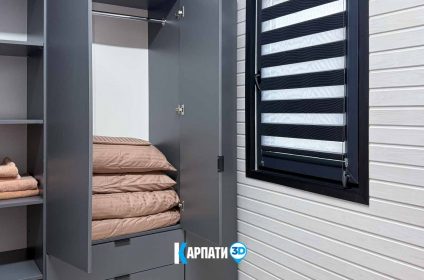 Модульний будинок тип 2, спальня, додаткові постільна білизна і ковдри