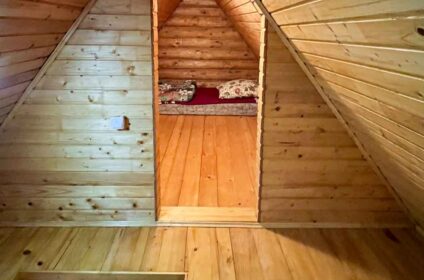 У Юри садиба