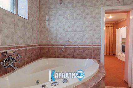 готель L&M Мукачево