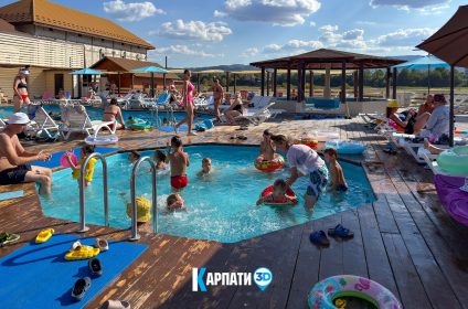 База відпочинку Магніт у Солотвино, дитячий басейн