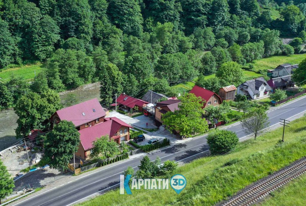 Кваси Садиба, гостьовий дім, ресторан Над Тисою