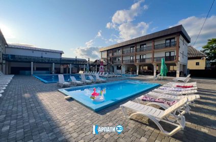 Велика Тиса у Солотвино солоні озера бази