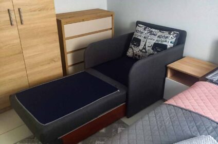 Апартаменти Варош, крісло