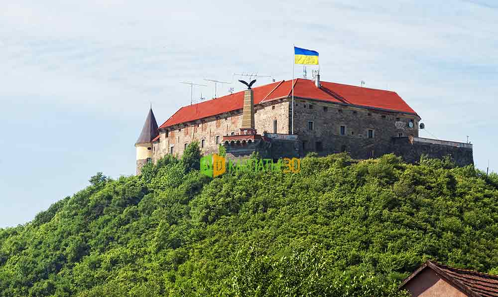 Фото замок в мукачево